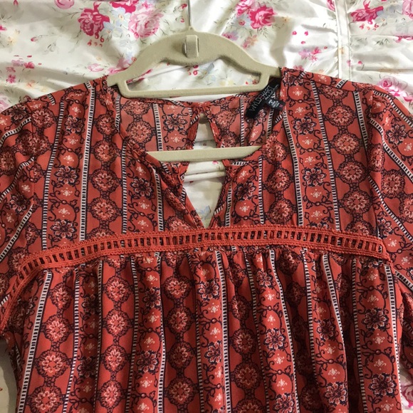 T-Shirt dress - Picture 2 of 4